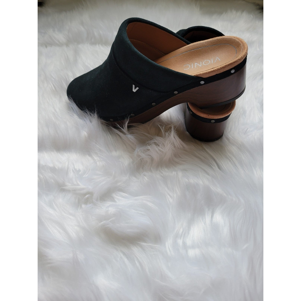 Vionic clogs black size 8